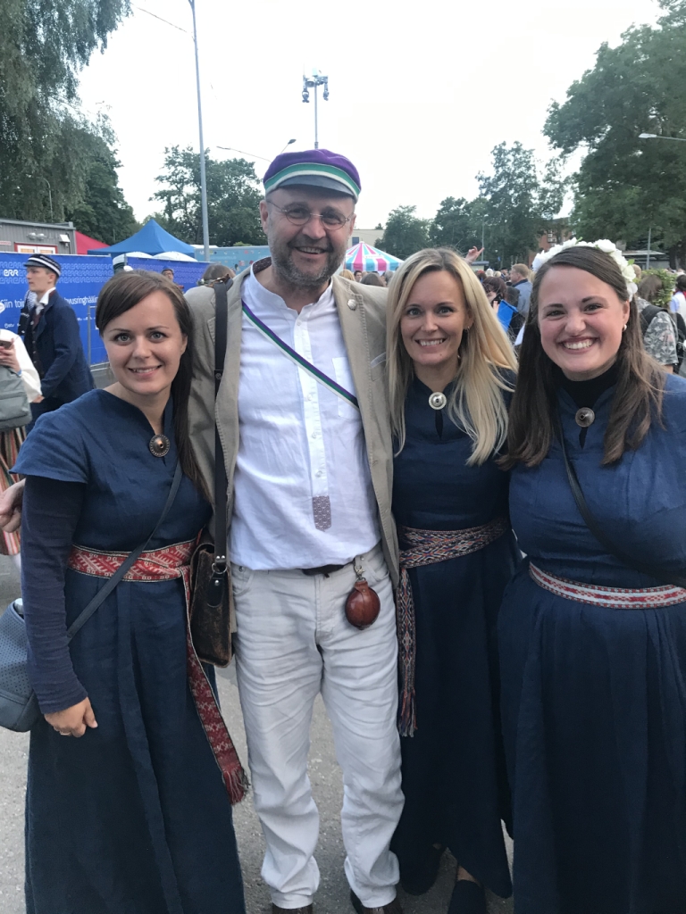 Pidu läbi, rõõm suur