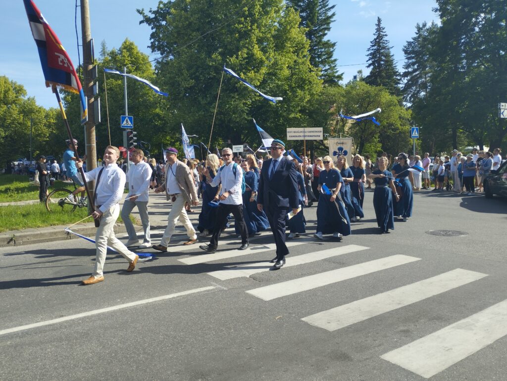 Taru 2024 laulupeo rongkäigus